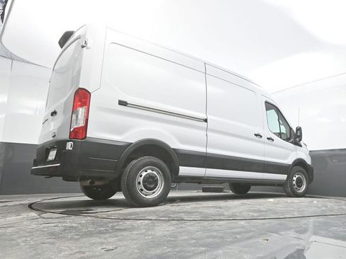Used 2022 Ford Transit 250 Medium Roof w/ Load Area Protection Package image 33