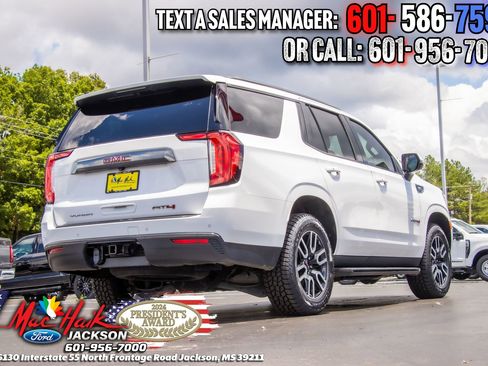 Used 2023 GMC Yukon AT4 AWD/4WD image 5