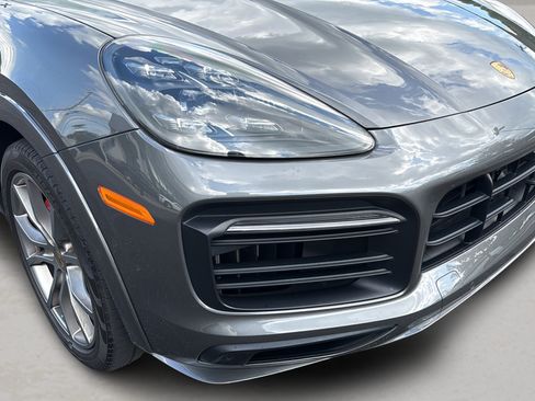 Used 2021 Porsche Cayenne GTS AWD/4WD image 10