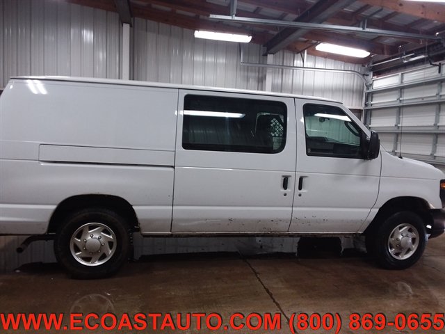 Used 2014 Ford E-150 and Econoline 150 RWD image 3