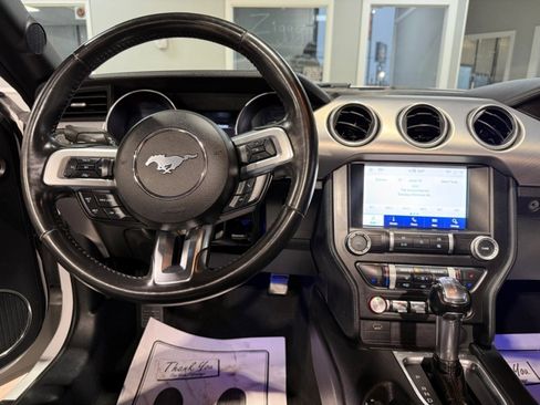 Used 2020 Ford Mustang GT Premium image 17
