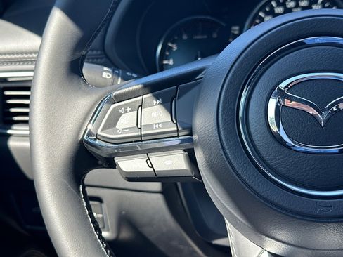 New 2025 MAZDA CX-5 Signature image 25