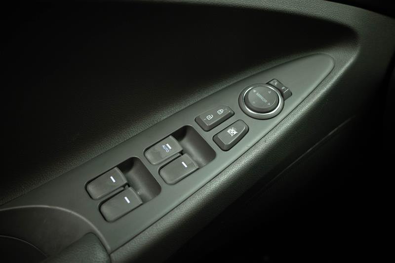 Used 2013 Hyundai Sonata GLS FWD image 23