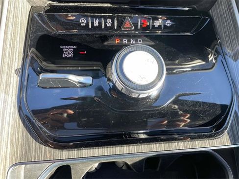 Used 2022 Jeep Wagoneer Series II w/ Premium Group I image 22