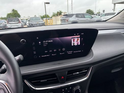 Used 2025 Buick Encore GX Preferred FWD image 20