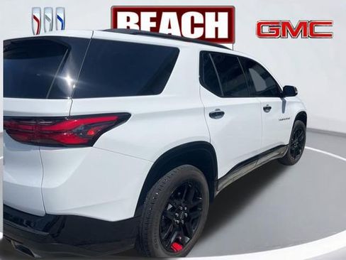 Used 2023 Chevrolet Traverse Premier w/ Redline Edition FWD image 4