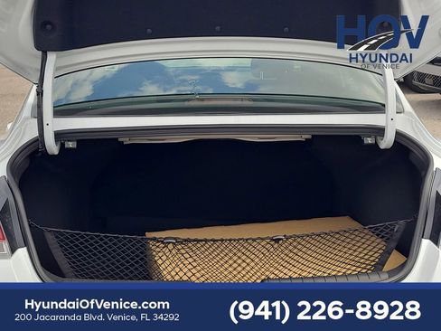 New 2025 Hyundai Elantra SEL image 4