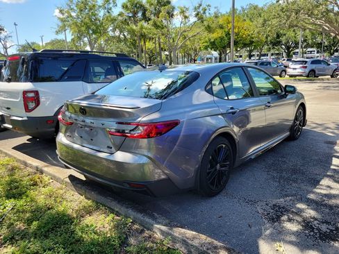 Used 2026 Toyota Camry SE w/ Convenience Package FWD image 4