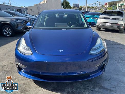 Used 2018 Tesla Model 3 Long Range RWD image 2