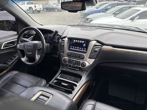 Used 2018 GMC Yukon Denali w/ Denali Ultimate Package image 26
