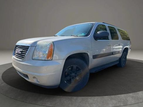 Used 2007 GMC Yukon XL SLE AWD/4WD image 1