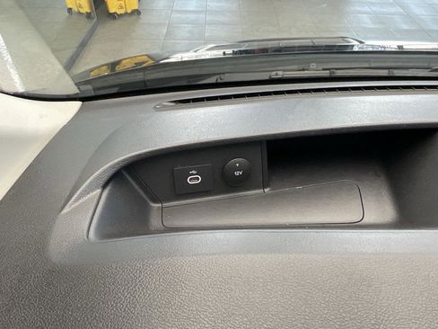 Used 2022 Ford Transit 350 XLT image 25