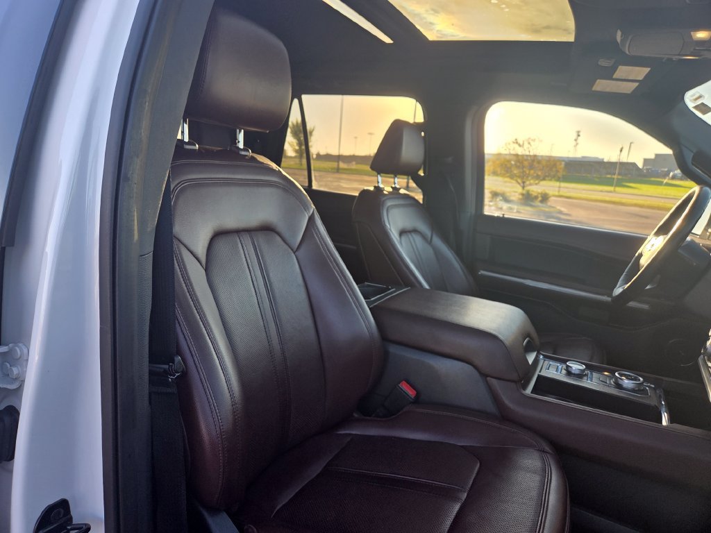 Used 2022 Ford Expedition Max Limited AWD/4WD image 30