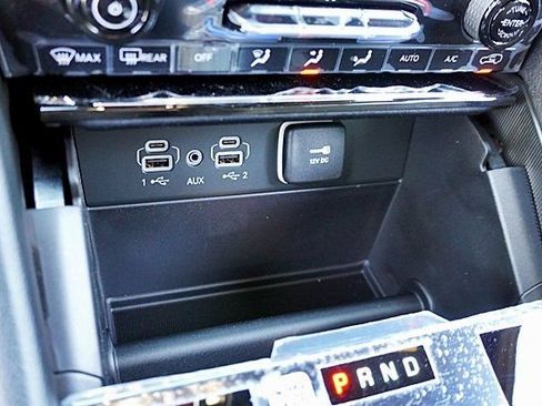 New 2024 Jeep Grand Cherokee Laredo AWD/4WD image 33