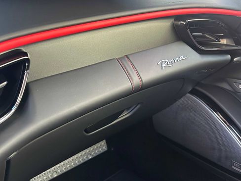 Used 2022 Ferrari Roma RWD image 16