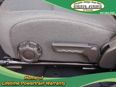 New 2025 Jeep Gladiator Sport image 15