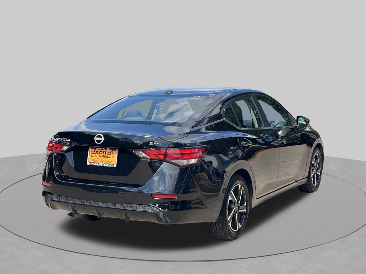 Used 2024 Nissan Sentra SV FWD image 5