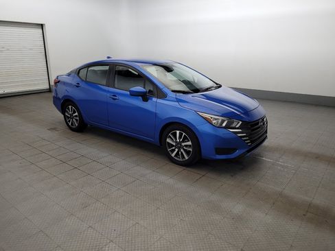 Used 2024 Nissan Versa SV FWD image 11