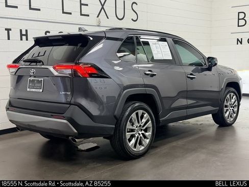 Used 2023 Toyota RAV4 Limited FWD image 4
