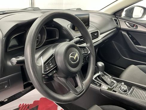 Used 2017 MAZDA MAZDA3 Sport image 10