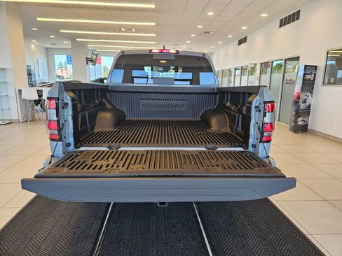 New 2026 Nissan Frontier PRO-4X w/ Tow Package AWD/4WD image 9