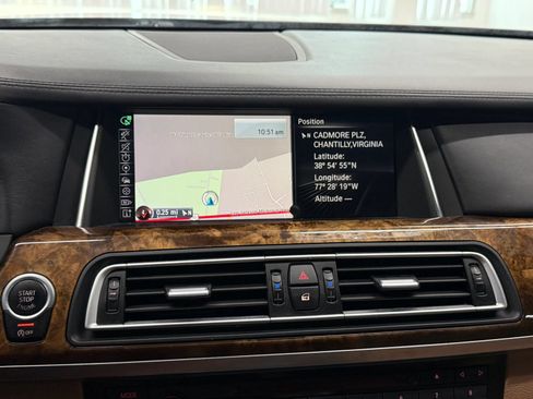 Used 2015 BMW 750i RWD image 32