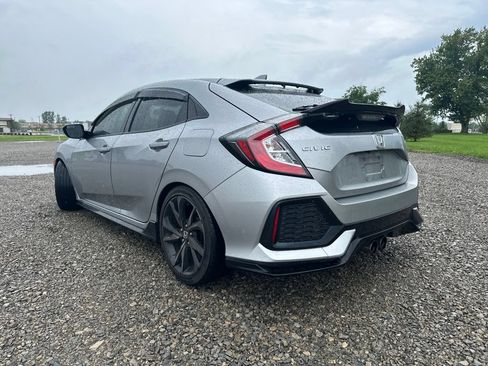 Used 2018 Honda Civic Sport image 7