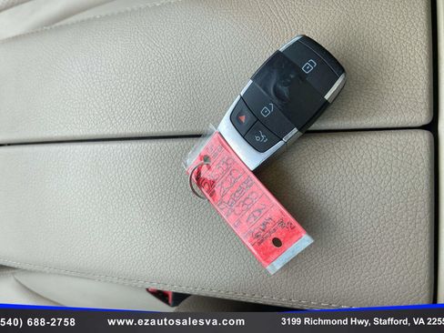 Used 2020 Mercedes-Benz C 300 4MATIC Sedan image 17