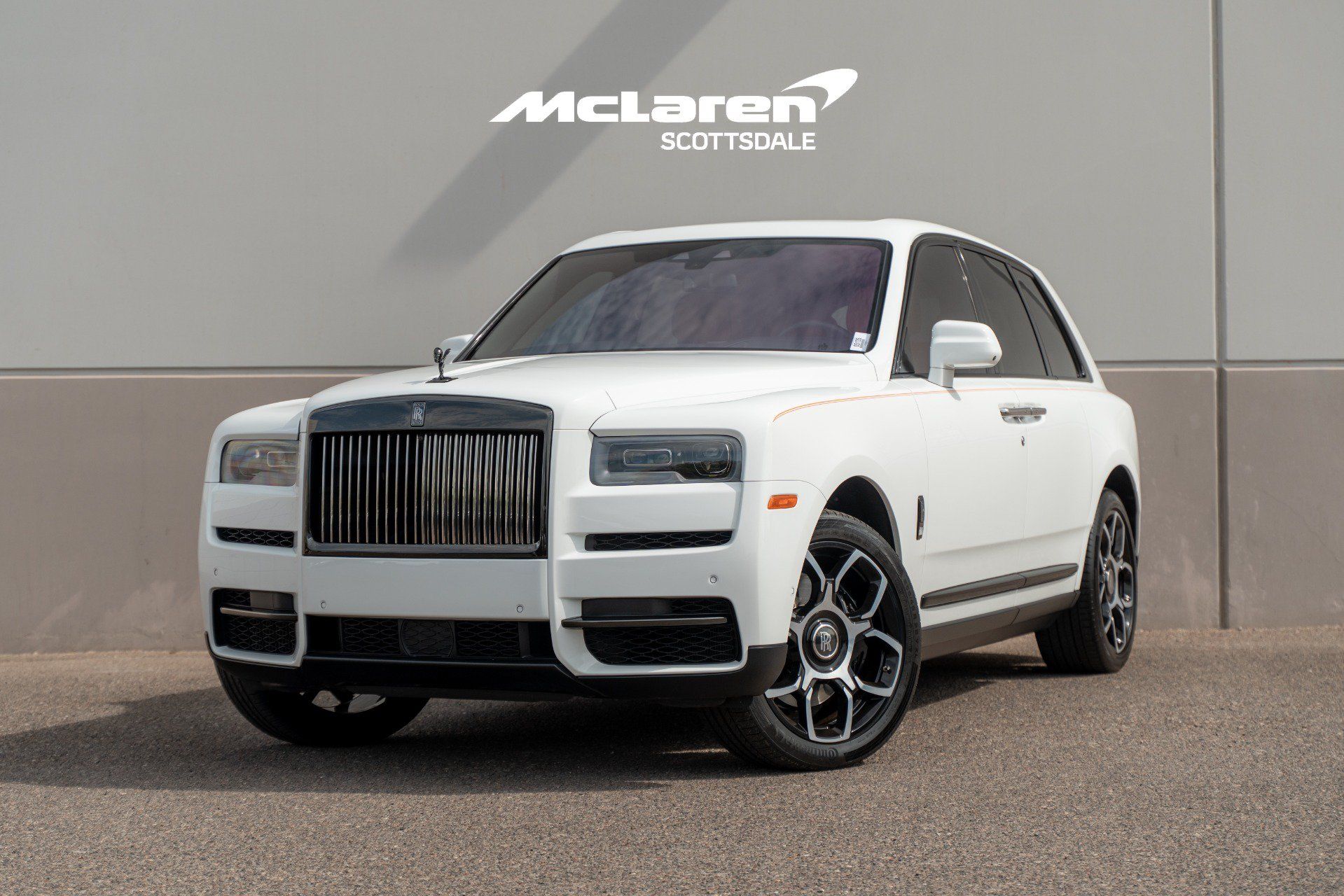 Used 2022 Rolls-Royce Cullinan Black Badge AWD/4WD image 2