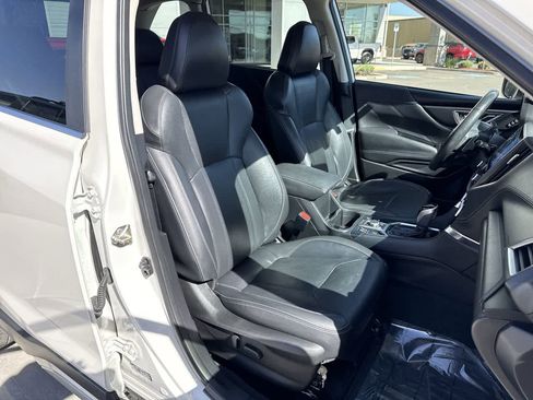 Used 2020 Subaru Forester Touring AWD/4WD image 14