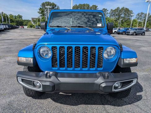 Used 2022 Jeep Gladiator Sport AWD/4WD image 12