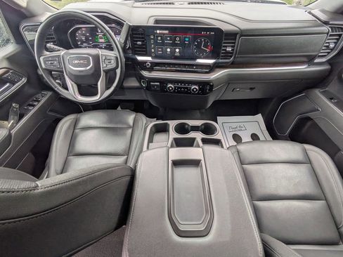 Used 2025 GMC Sierra 1500 SLT AWD/4WD image 14