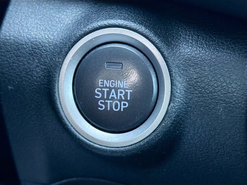 Used 2019 Hyundai Kona SEL image 31