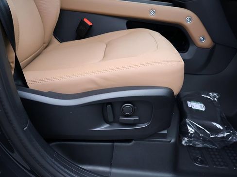 New 2026 Land Rover Defender 110 S AWD/4WD image 11