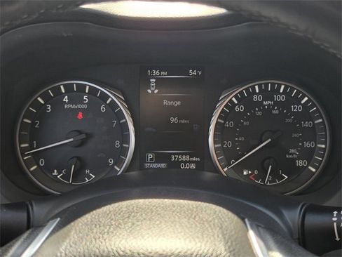 Certified 2023 INFINITI Q50 Luxe w/ Cargo Package image 32