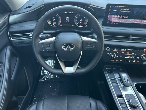 Certified 2026 INFINITI QX60 Pure w/ Family Package AWD/4WD image 17