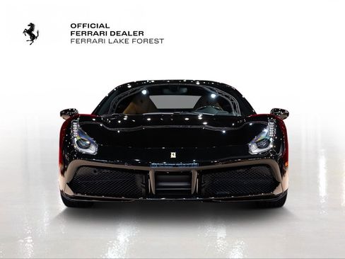 Used 2018 Ferrari 488 GTB image 7