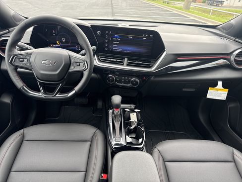 New 2026 Chevrolet Trax RS FWD image 7