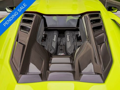 Used 2025 Lamborghini Revuelto AWD/4WD image 24