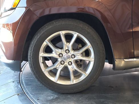 Used 2015 Jeep Grand Cherokee Summit AWD/4WD image 12