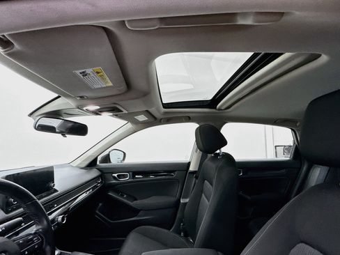 Used 2022 Honda Civic EX image 26