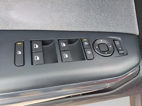 New 2025 Kia K4 EX FWD image 16