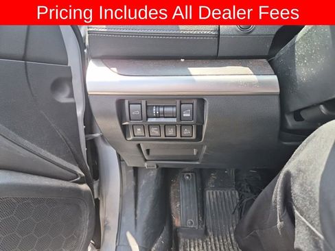 Used 2019 Subaru Outback 2.5i Limited AWD/4WD image 13