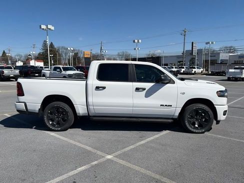New 2026 RAM 1500 Express AWD/4WD image 9