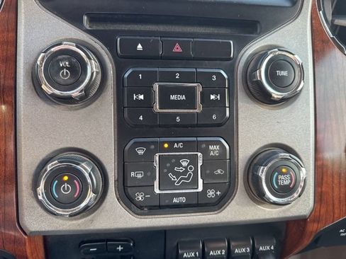 Used 2015 Ford F350 King Ranch AWD/4WD image 40