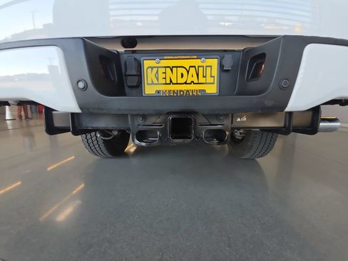 Used 2024 Ford F350 Lariat w/ Sport Appearance Package AWD/4WD image 27