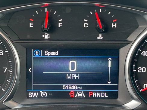 Used 2024 Chevrolet Equinox LT AWD/4WD image 23