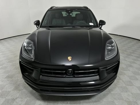 Used 2026 Porsche Macan AWD/4WD image 36