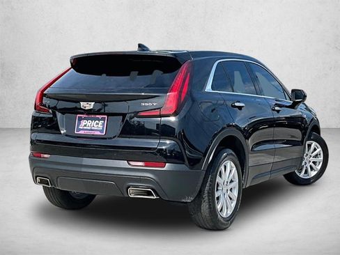 Used 2023 Cadillac XT4 Luxury FWD image 2