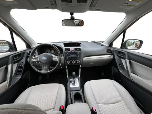 Used 2014 Subaru Forester 2.5i AWD/4WD image 19